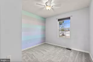 1821 Division Rd, Pasadena, MD 21122 - Photo 18