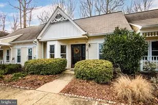 992 Riversedge Cir, Annapolis, MD 21401 - Photo 1