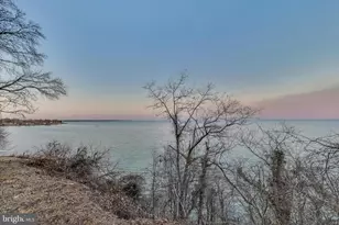 418 Point Mary Cir, Tracys Landing, MD 20779 - Photo 10