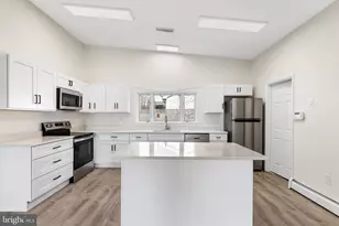 45 E Lake Dr, Annapolis, MD 21403 - Photo 10