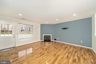 208 Water Fountain Ct, Glen Burnie, MD 21060 - Photo 4