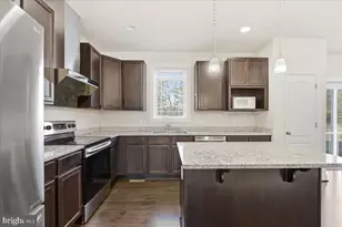 8406 Spg Crk Wy, Severn, MD 21144 - Photo 14