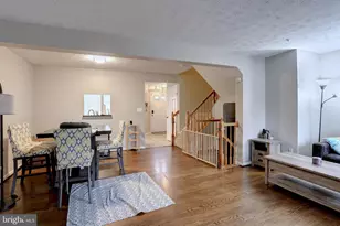 207 Foxmanor Ln, Glen Burnie, MD 21061 - Photo 6