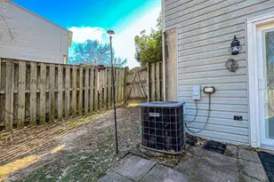 8080 Wolsey Ct, Pasadena, MD 21122 - Photo 6