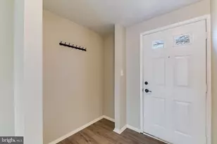 7946 Sutherland Ct, Pasadena, MD 21122 - Photo 18