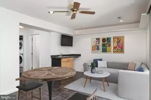 725 Dayspring Dr, Odenton, MD 21113 - Photo 12