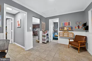 7819 Bertha Rd, Pasadena, MD 21122 - Photo 12