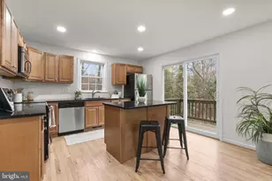 304 Forest Ct, Severna Park, MD 21146 - Photo 12