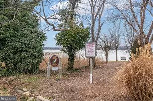 3744 Parke Dr, Edgewater, MD 21037 - Photo 92