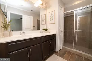 102 Vanguard Ln, Annapolis, MD 21401 - Photo 12
