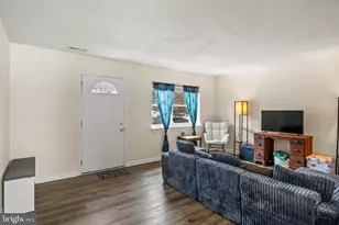6419 Lamplighter Ridge, Glen Burnie, MD 21061 - Photo 4