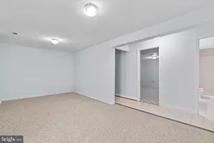 2246 Canteen Cir, Odenton, MD 21113 - Photo 36