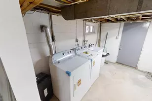 308 Holy Cross Rd, Baltimore, MD 21225 - Photo 24