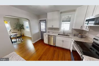 308 Holy Cross Road, Baltimore, MD 21225 - Photo 2