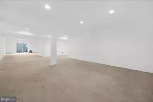 614 N Shore Dr, Glen Burnie, MD 21060 - Photo 38