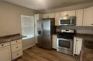 225 Foxmanor Ln, Glen Burnie, MD 21061 - Photo 4