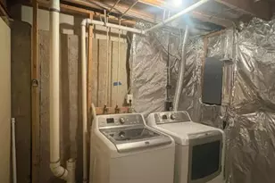 225 Foxmanor Ln, Glen Burnie, MD 21061 - Photo 18