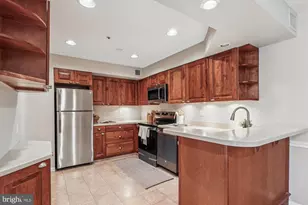 2704 Summerview Way, Annapolis, MD 21401 - Photo 6