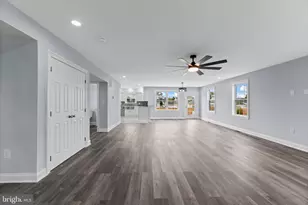8424 Smallwood Ct, Pasadena, MD 21122 - Photo 6