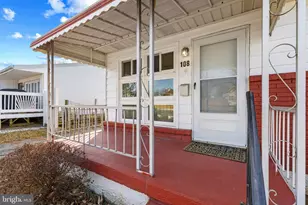 108 Sunset Dr, Glen Burnie, MD 21060 - Photo 2