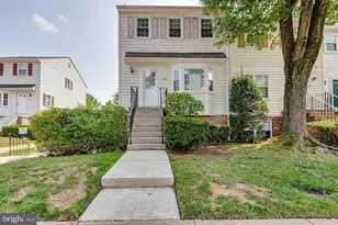 1663 Hart Ct, Crofton, MD 21114 - Photo 2