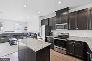 8058 Big Roundtop Rd, Hanover, MD 21076 - Photo 8