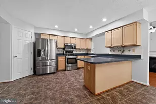 7916 Evesboro Dr, Severn, MD 21144 - Photo 12