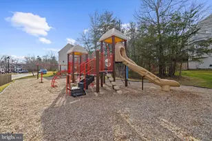 833 Patuxent Run Cir, Odenton, MD 21113 - Photo 52