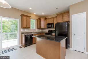 1159 Coulbourn Cor, Glen Burnie, MD 21060 - Photo 4