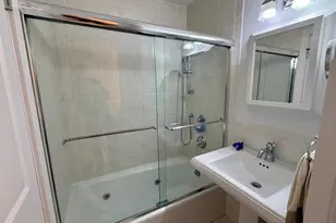 2 President Point Dr, Annapolis, MD 21403 - Photo 16