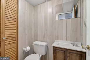 222 Chelsea Rd, Pasadena, MD 21122 - Photo 34