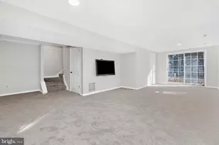 1917 Pometacom Dr, Hanover, MD 21076 - Photo 34