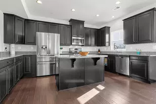 604 Fox River Hills Way, Glen Burnie, MD 21060 - Photo 8