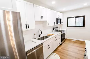 545 Crestpark Dr, Glen Burnie, MD 21061 - Photo 10