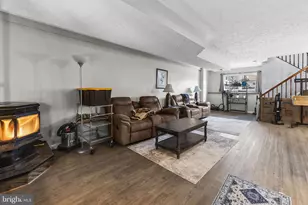 558 Elizabeth Ln, Glen Burnie, MD 21061 - Photo 12