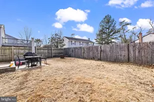 558 Elizabeth Ln, Glen Burnie, MD 21061 - Photo 18