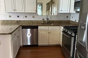 8129 Mountain View Cir, Pasadena, MD 21122 - Photo 4