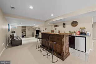 8300 Hope Point Ct, Millersville, MD 21108 - Photo 36