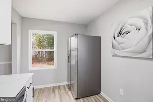 8215 Consett Ct, Severn, MD 21144 - Photo 16