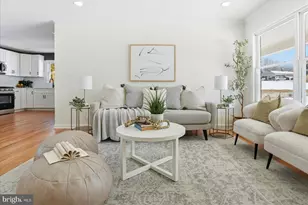 36 Mapledale Ave, Glen Burnie, MD 21061 - Photo 2