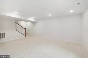 7715 Woodlawn Ave, Pasadena, MD 21122 - Photo 34