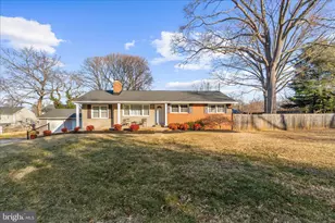 706 Fairway Dr, Annapolis, MD 21409 - Photo 1