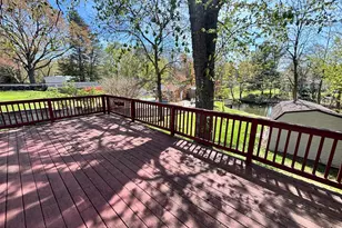 7686 Briar Ln, Pasadena, MD 21122 - Photo 14