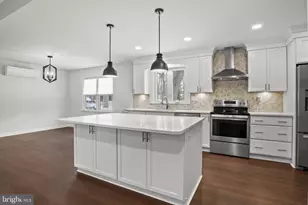 229 Beachwood Rd, Pasadena, MD 21122 - Photo 8