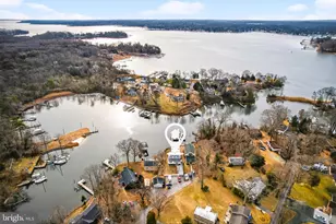 333 Sturtons Ln, Pasadena, MD 21122 - Photo 2