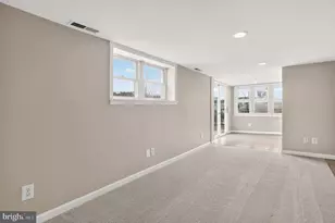 333 Sturtons Ln, Pasadena, MD 21122 - Photo 32