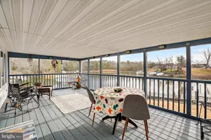 333 Sturtons Ln, Pasadena, MD 21122 - Photo 14