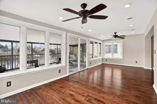 333 Sturtons Ln, Pasadena, MD 21122 - Photo 12