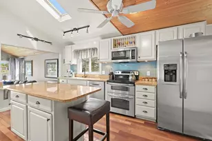 8138 Forest Glen Dr, Pasadena, MD 21122 - Photo 10