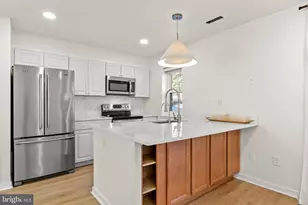 9 Edgewood Green Ct, Annapolis, MD 21403 - Photo 1